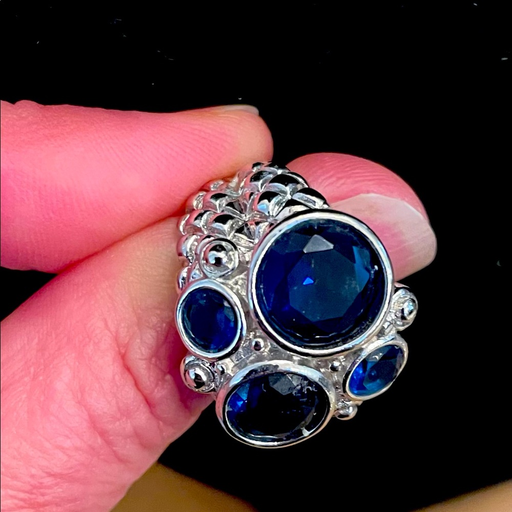 NEW 🔥🔥🔥Solid sterling silver stamped 925 lab created sapphire ring size …